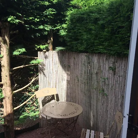 En Duplex A Deux Pas De La Avec Jardin - Fr-1-712-24 公寓