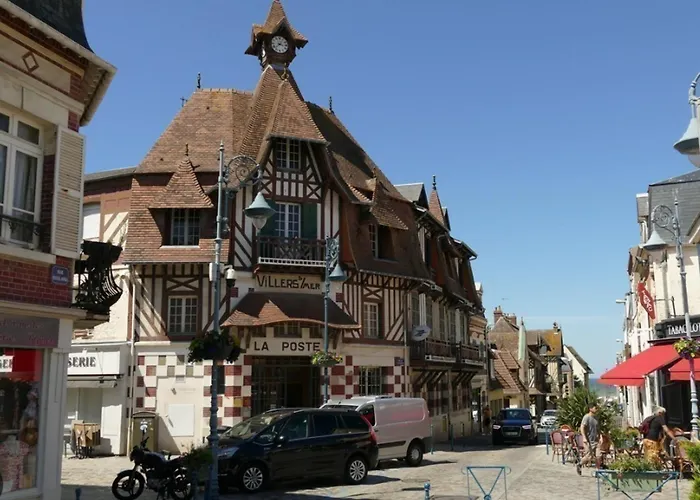 En Duplex A Deux Pas De La Avec Jardin - Fr-1-712-24 *