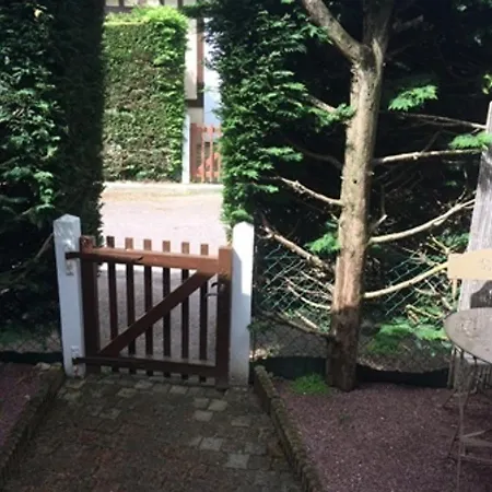 Duplex Avec Jardinet, Proche Mer, Parking Gratuit - Fr-1-712-24