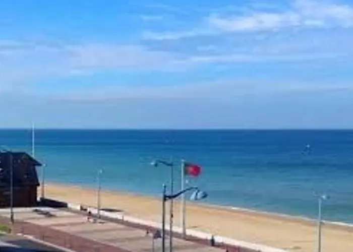 En Duplex A Deux Pas De La Avec Jardin - Fr-1-712-24 Appartement Villers-sur-Mer